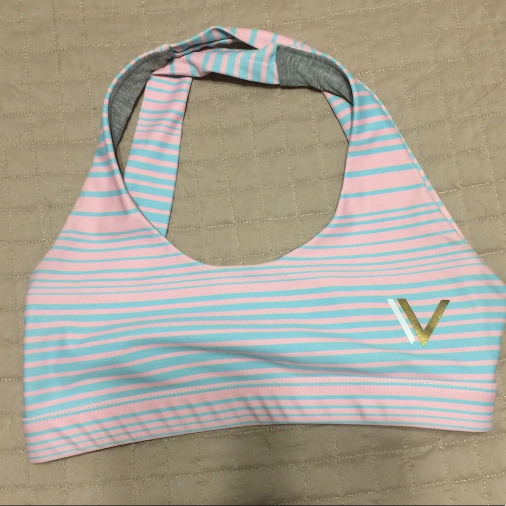 Striped Vull sports bra medium